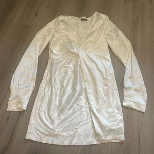 Shein white silk dress. Size large. Never worn. New.